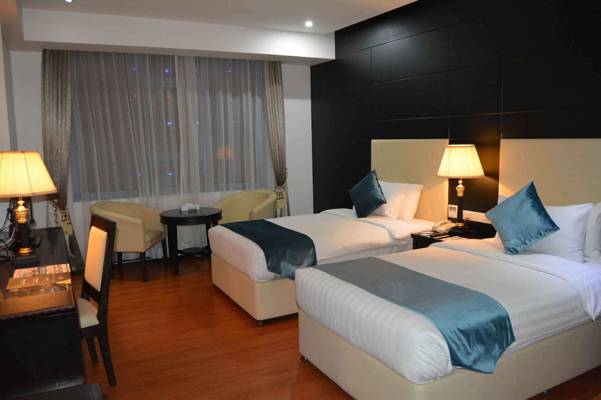 The Olive Hotel, Juffair Manamah Buitenkant foto