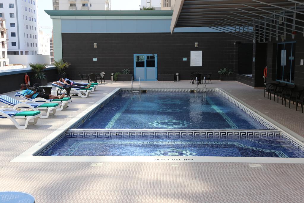 The Olive Hotel, Juffair Manamah Buitenkant foto