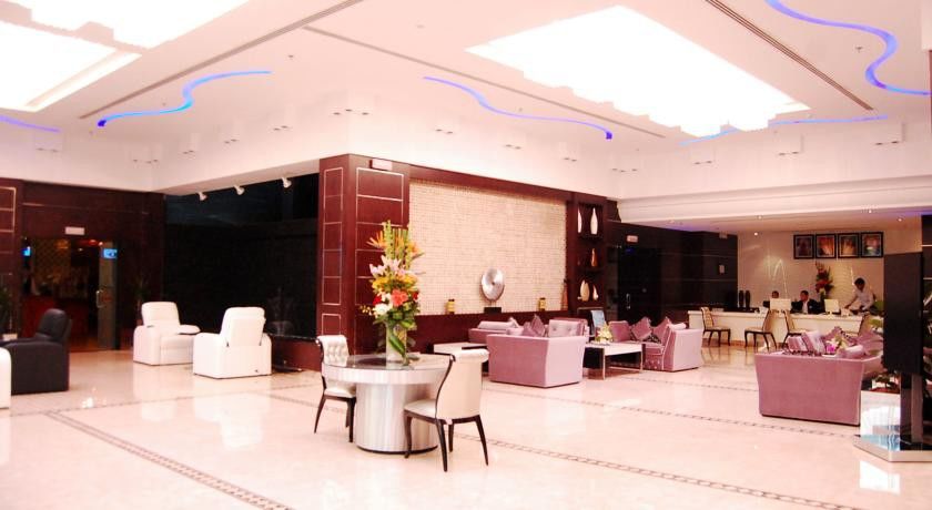 The Olive Hotel, Juffair Manamah Buitenkant foto
