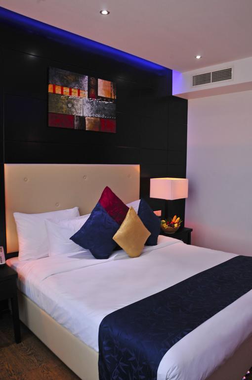 The Olive Hotel, Juffair Manamah Buitenkant foto
