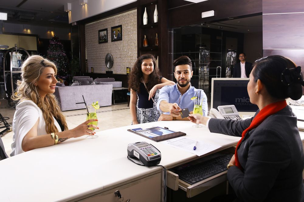The Olive Hotel, Juffair Manamah Buitenkant foto