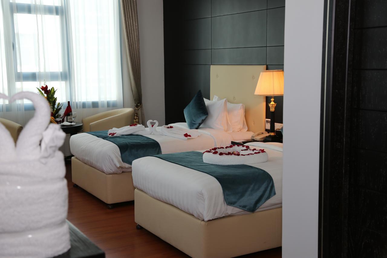 The Olive Hotel, Juffair Manamah Buitenkant foto