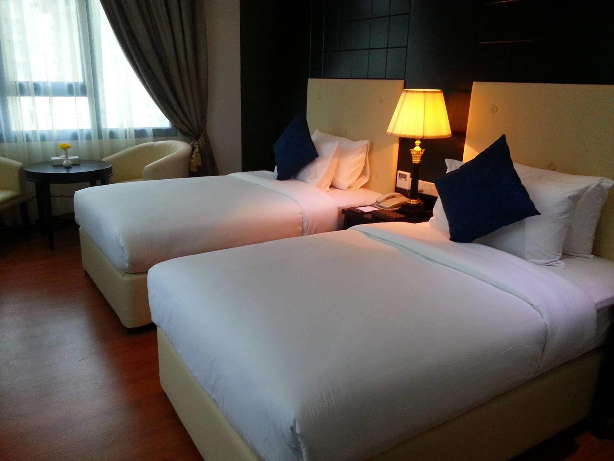 The Olive Hotel, Juffair Manamah Buitenkant foto